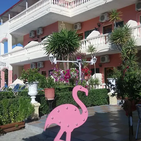 Flamingo Corfu Апарт-отель Мораитика